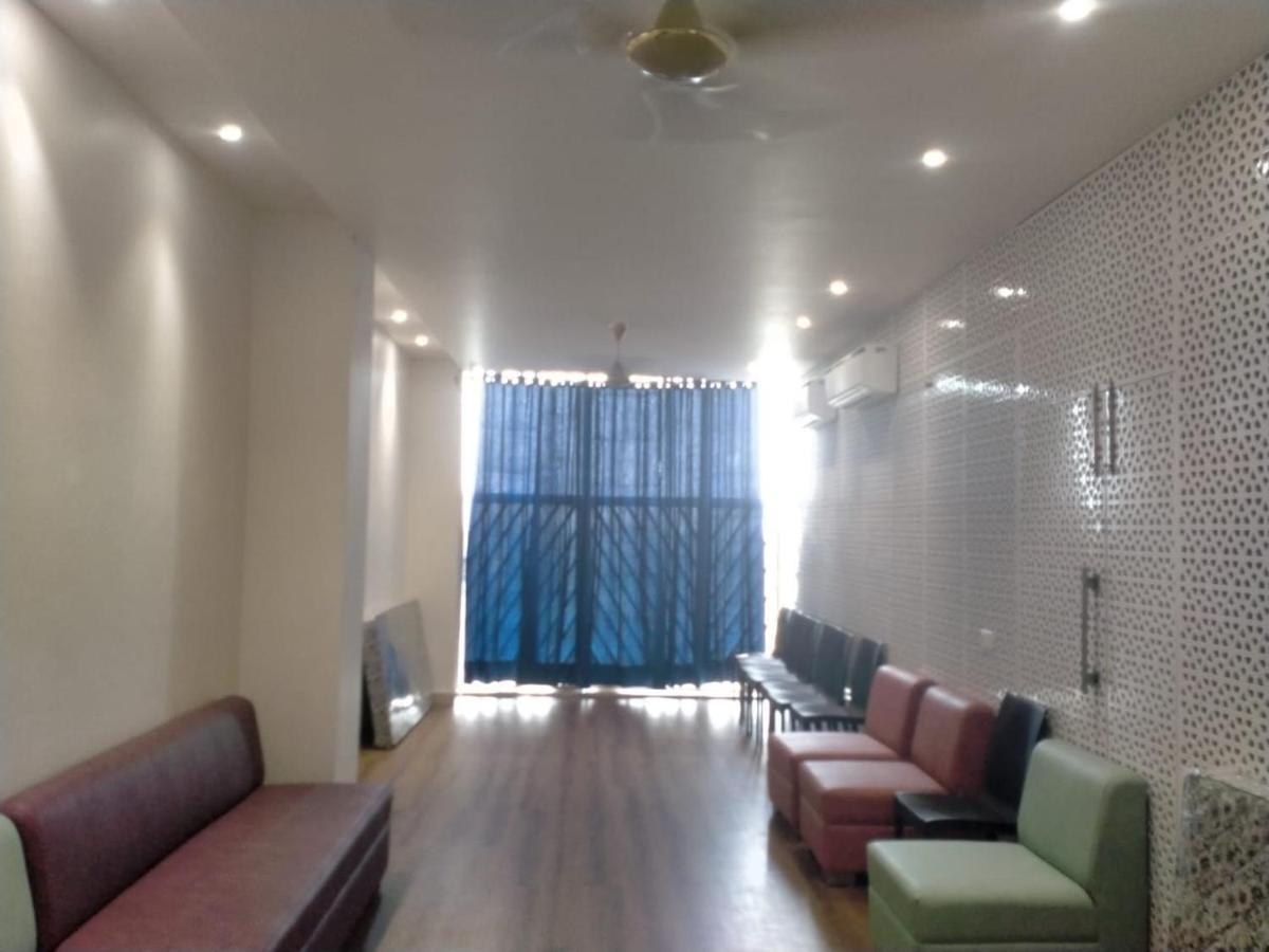 Hotel Pepper Hisār 외부 사진